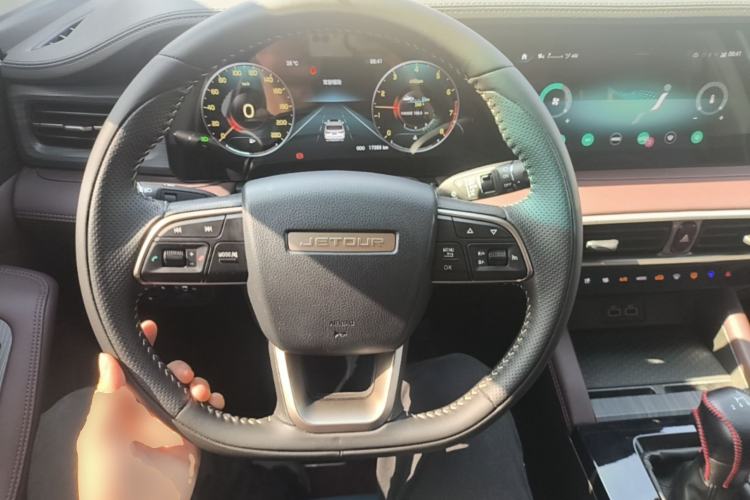 Used JETOUR X90 PLUS 2024 1.6TD Manual Yangfang PRO 5-Seater Steering Wheel