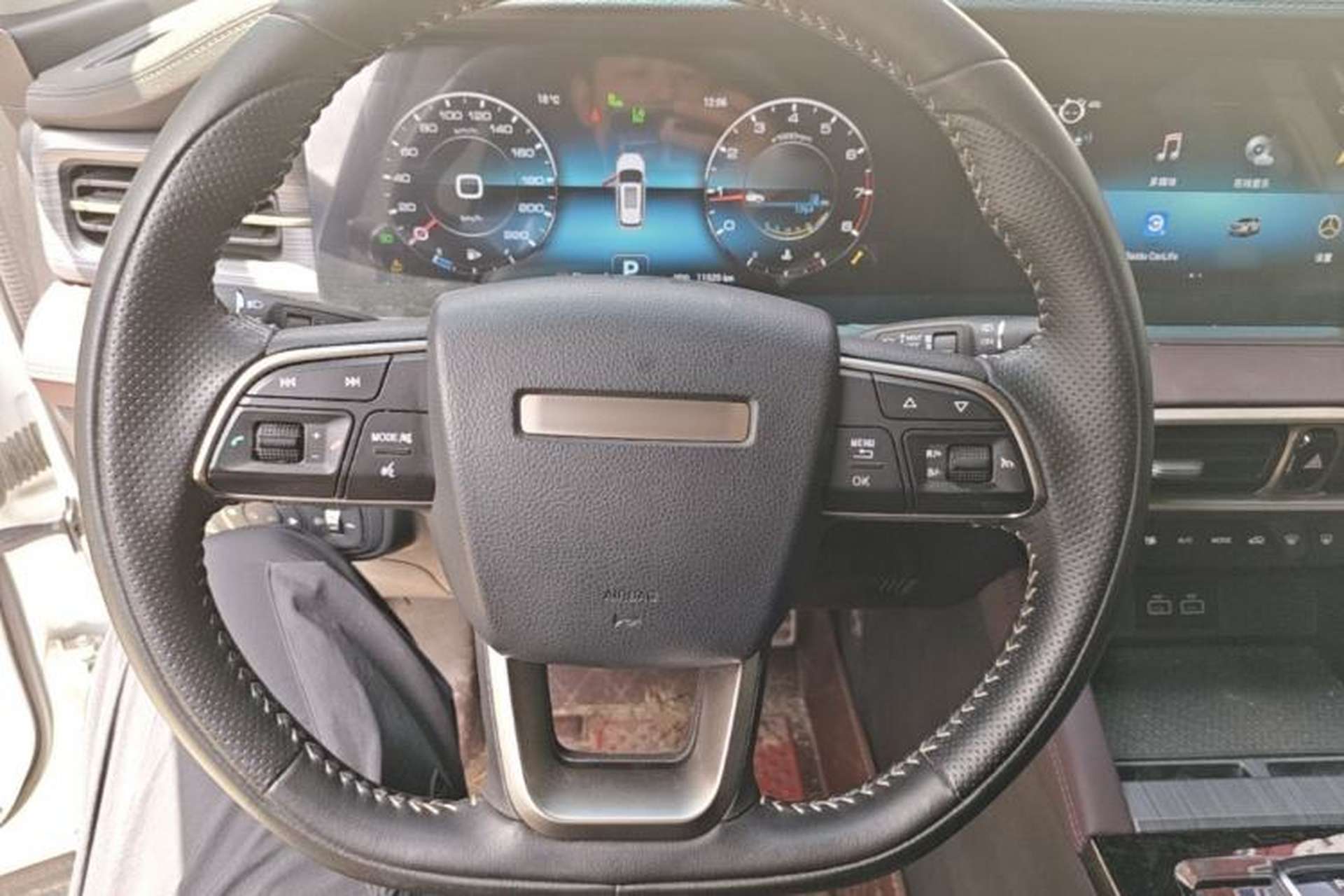 Used JETOUR X90 PLUS 2024 1.6TD DCT Villa 7-Seater Steering Wheel