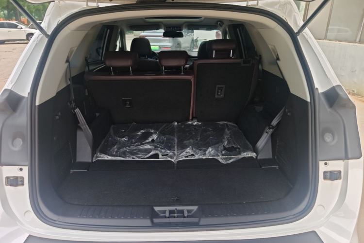 Used JETOUR X90 PLUS 2024 1.6TD DCT Villa 7-Seater Trunk