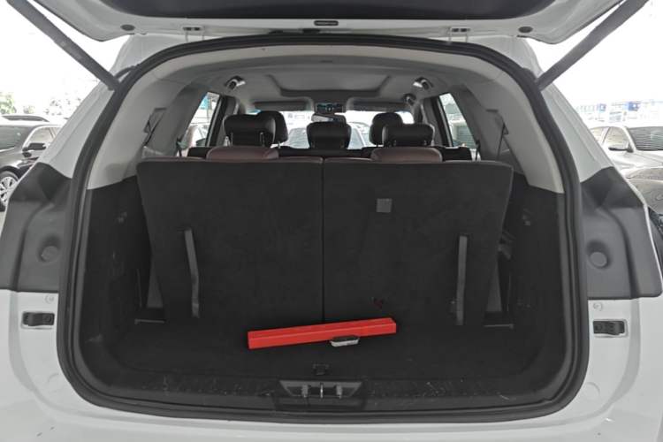 Used JETOUR X90 PLUS 2024 1.6TD DCT Family Fun Edition 7 Seats Trunk