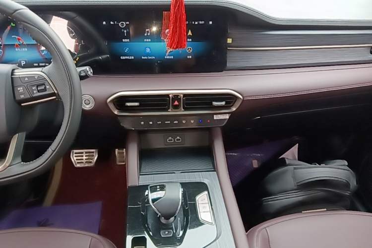 Used JETOUR X90 PLUS 2025 Beyond Edition 1.6TD DCT Villa 7 Seats Audio And AC Panel