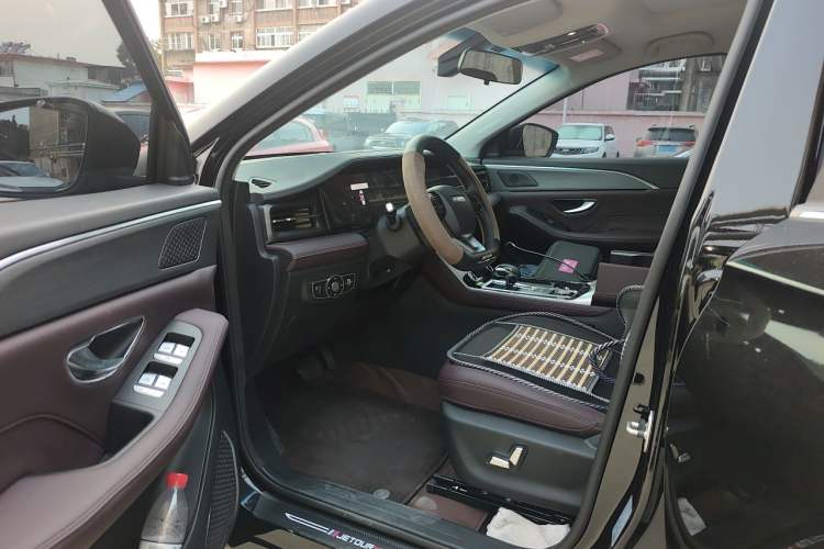 Used JETOUR X90 PLUS 2025 1.6TD DCT Elite Edition 7-Seater Driver Seat