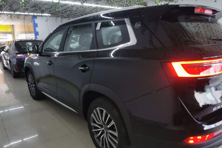 Used JETOUR X90 PLUS 2025 1.6TD DCT Luxury Edition 7-Seater Exterior 3