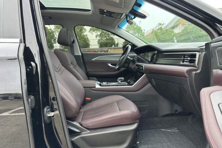 Used JETOUR X90 PLUS 2025 1.6TD DCT Elite Edition 7-Seater Interior 15