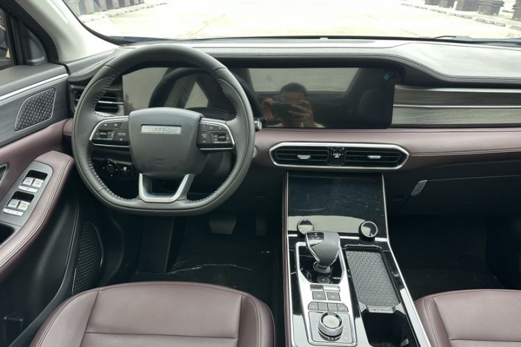 Used JETOUR X90 PLUS 2025 1.6TD DCT Elite Edition 7-Seater Interior 3