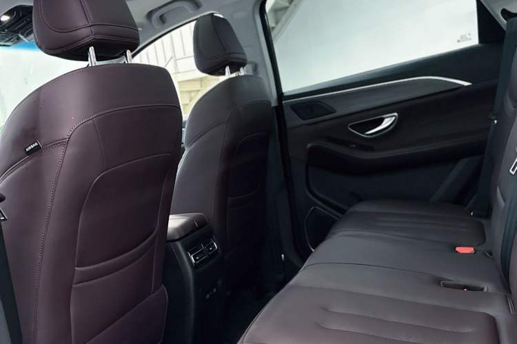 Used JETOUR X90 PLUS 2025 1.6TD DCT Luxury Edition 7-Seater Interior 7