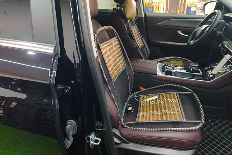 Used JETOUR X90 PLUS 2025 Beyond Edition 1.6TD DCT Villa 7 Seats Right Front Seat