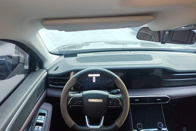 Used JETOUR X90 PLUS 2025 1.6TD DCT Elite Edition 7-Seater Steering Wheel