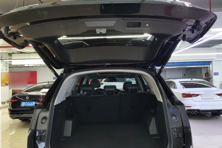 Used JETOUR X90 PLUS 2025 Beyond Edition 1.6TD DCT Villa PRO 5-Seater Trunk