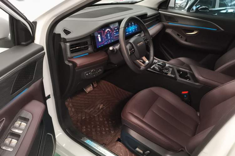 Used JETOUR X90 PLUS 2025 Beyond Edition 1.6TD DCT Villa PRO 7-Seater Driver Seat