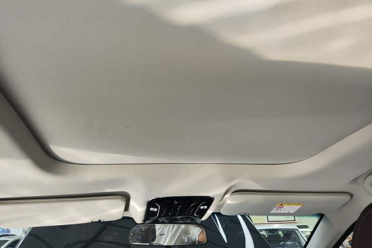 Used JETOUR X90 PRO 2024 1.6T DCT Ultimate 7-Seater Headliner