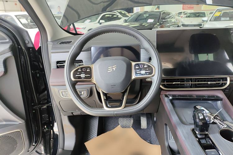 Used JETOUR X90 PRO 2024 1.6T DCT Ultimate 7-Seater Steering Wheel