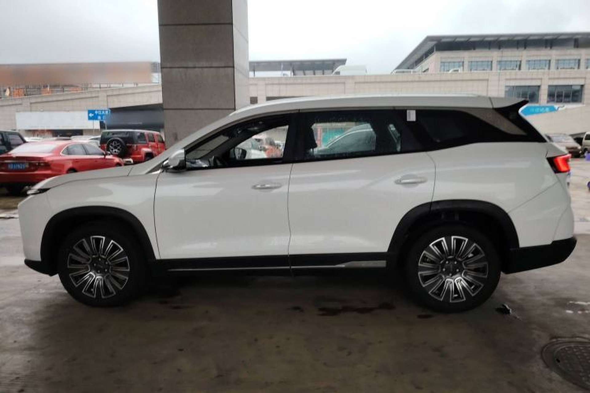 Used JETOUR X90 PRO 2024 1.6T DCT Luxury Edition 5 Seats Left Side