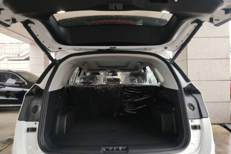Used JETOUR X90 PRO 2024 1.6T DCT Luxury Edition 5 Seats Trunk