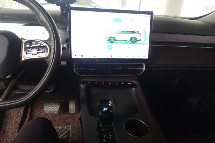 Used JETOUR X90 PRO 2024 2.0T DCT Ultimate Edition 5 Seats Audio And AC Panel