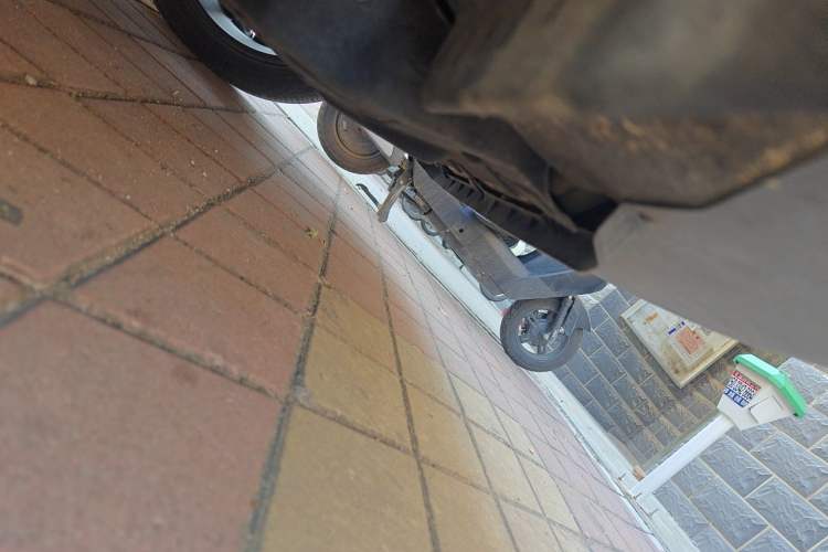 Used JETOUR X90 PRO 2024 2.0T DCT Ultimate 7-Seater Chassis Front