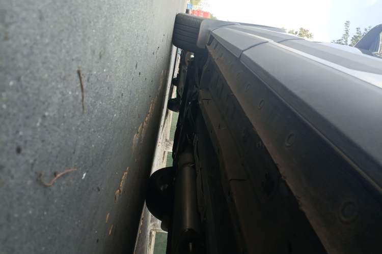 Used JETOUR X90 PRO 2024 2.0T DCT Ultimate 7-Seater Chassis Rear Left