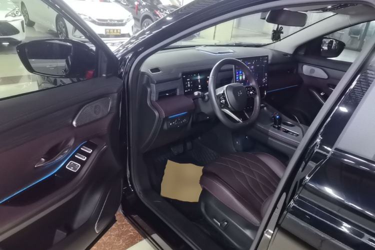 Used JETOUR X90 PRO 2024 1.6T DCT Luxury Edition 5 Seats Driver Seat