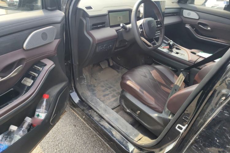 Used JETOUR X90 PRO 2024 1.6T DCT Luxury Edition 7-Seater Driver Seat