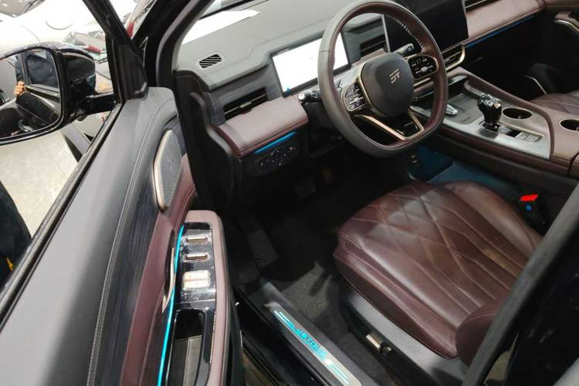 Used JETOUR X90 PRO 2024 2.0T DCT Prestige 7-Seater Driver Seat