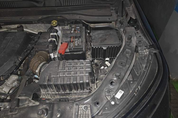 Used JETOUR X90 PRO 2024 1.6T DCT Luxury Edition 7-Seater Engine Bay Left
