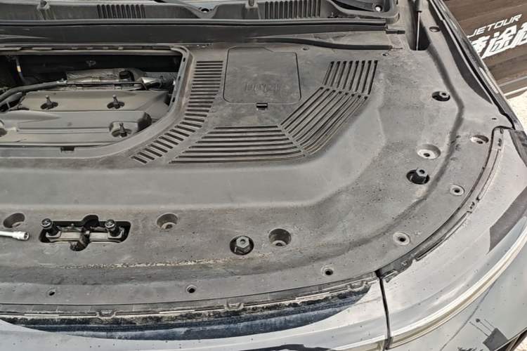 Used JETOUR X90 PRO 2024 2.0T DCT Prestige 7-Seater Engine Bay Left