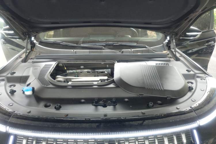 Used JETOUR X90 PRO 2024 2.0T DCT Ultimate Edition 5 Seats Engine Bay