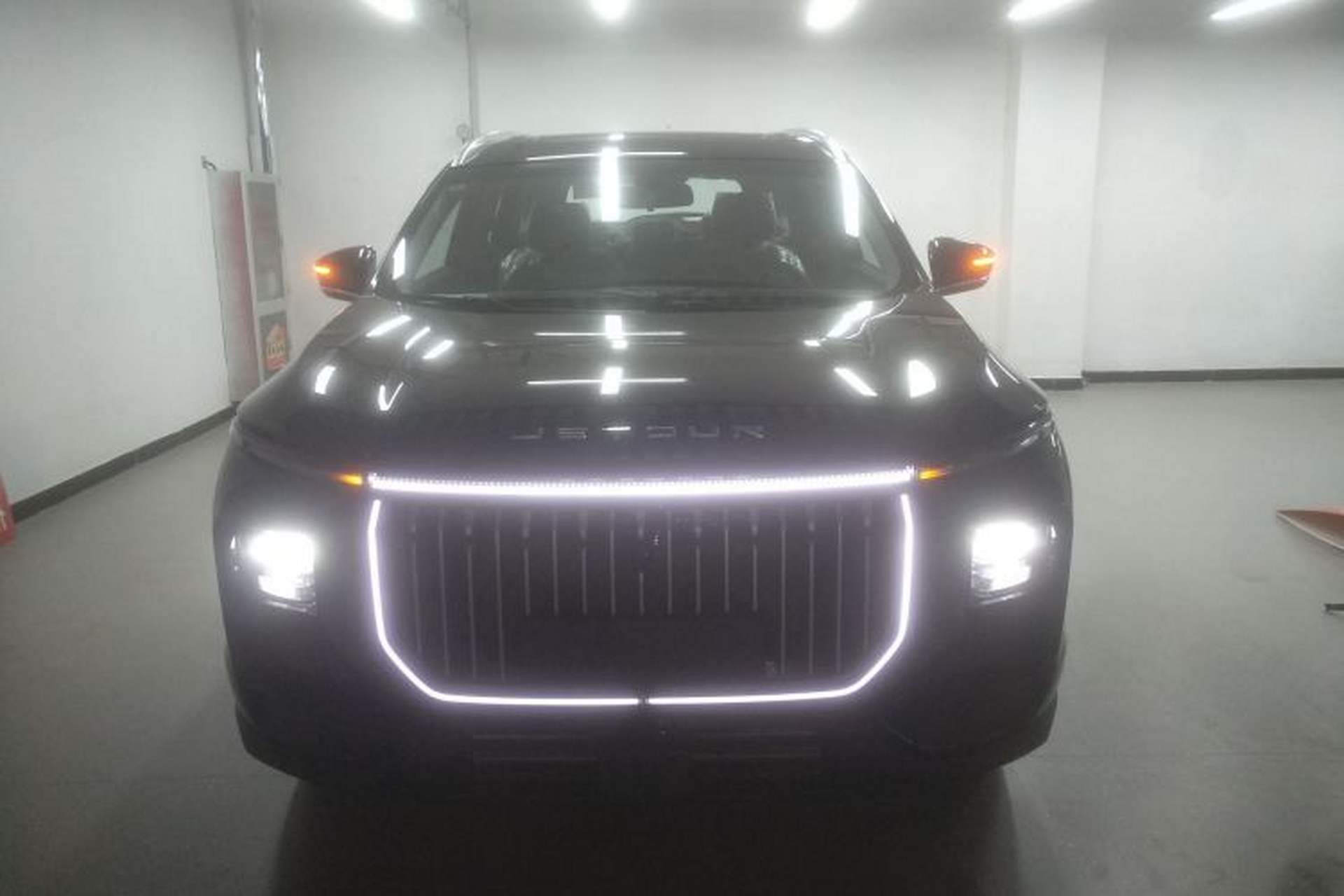 Used JETOUR X90 PRO 2024 1.6T DCT Luxury Edition 7-Seater Exterior 1