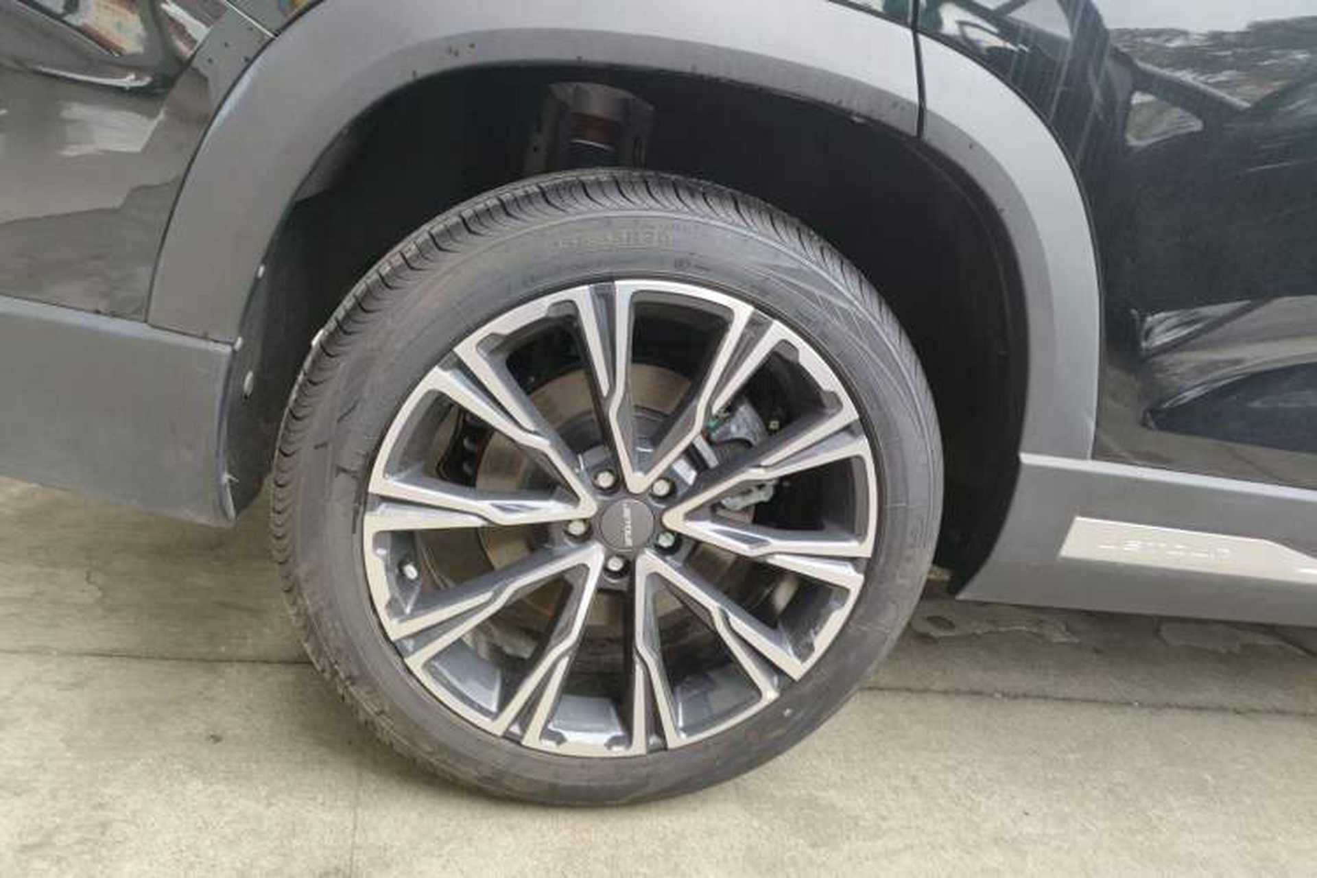 Used JETOUR X90 PRO 2024 2.0T DCT Prestige 7-Seater Exterior 5