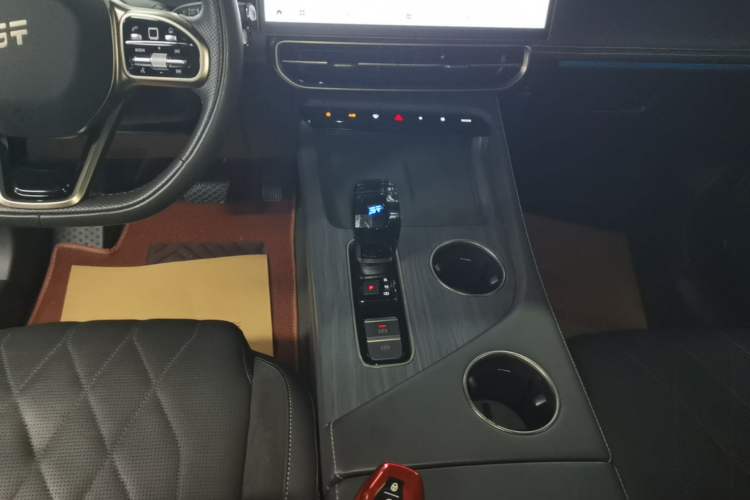 Used JETOUR X90 PRO 2024 2.0T DCT Prestige 7-Seater Gear Lever