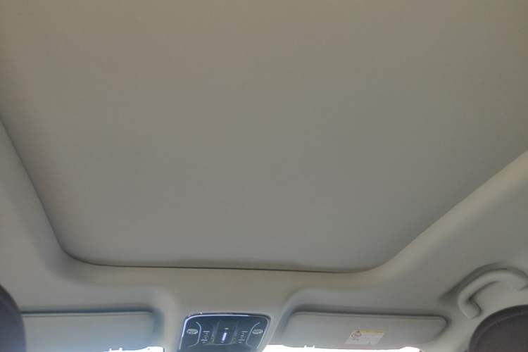 Used JETOUR X90 PRO 2024 2.0T DCT Luxury Edition 5 Seats Headliner