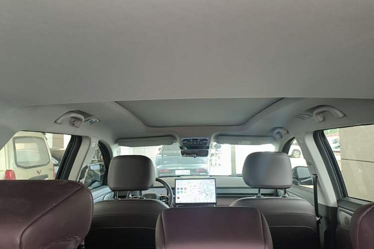 Used JETOUR X90 PRO 2024 2.0T DCT Prestige 7-Seater Headliner