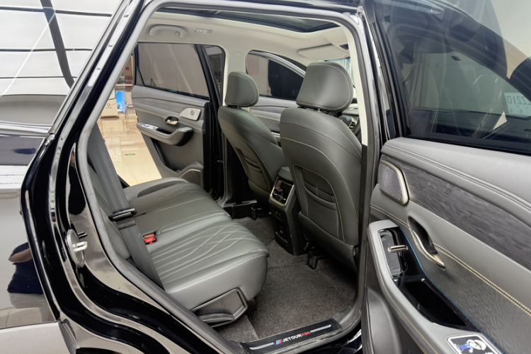 Used JETOUR X90 PRO 2024 1.6T DCT Luxury Edition 5 Seats Interior 11