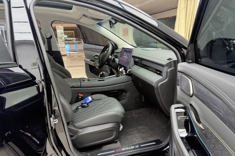 Used JETOUR X90 PRO 2024 1.6T DCT Luxury Edition 5 Seats Interior 12