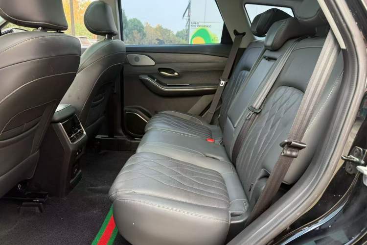 Used JETOUR X90 PRO 2024 2.0T DCT Luxury Edition 7 Seats Interior 2