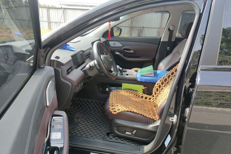 Used JETOUR X90 PRO 2024 1.6T DCT Luxury Edition 5 Seats Interior 3
