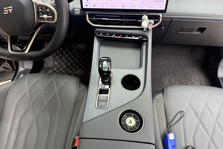 Used JETOUR X90 PRO 2024 1.6T DCT Luxury Edition 5 Seats Interior 6