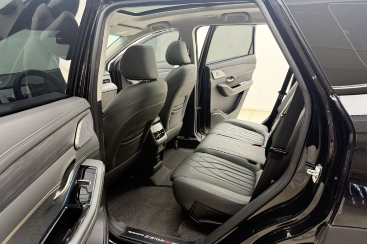 Used JETOUR X90 PRO 2024 1.6T DCT Luxury Edition 5 Seats Interior 8