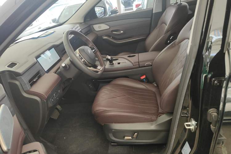 Used JETOUR X90 PRO 2024 2.0T DCT Luxury Edition 5 Seats Left Front Seat