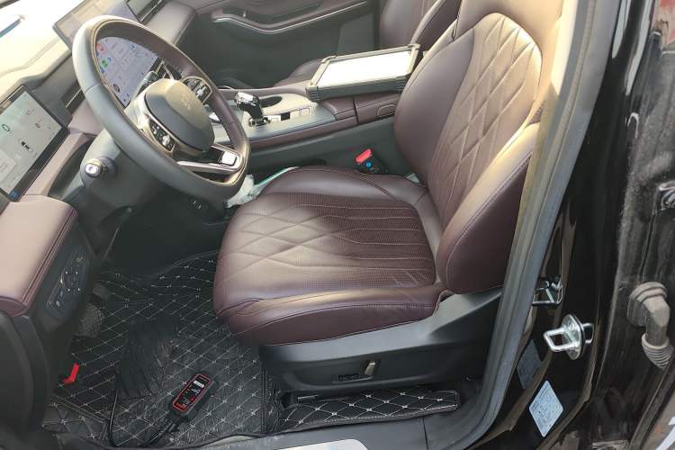 Used JETOUR X90 PRO 2024 2.0T DCT Luxury Edition 5 Seats Left Front Seat