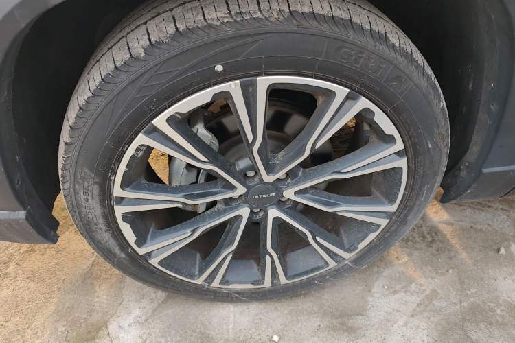 Used JETOUR X90 PRO 2024 2.0T DCT Luxury Edition 5 Seats Left Front Wheel Hub