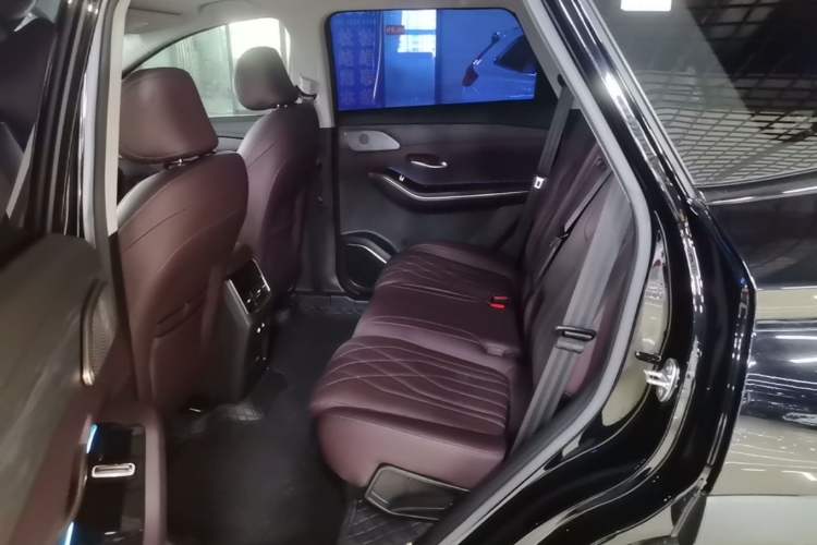 Used JETOUR X90 PRO 2024 1.6T DCT Luxury Edition 5 Seats Left Rear Seat