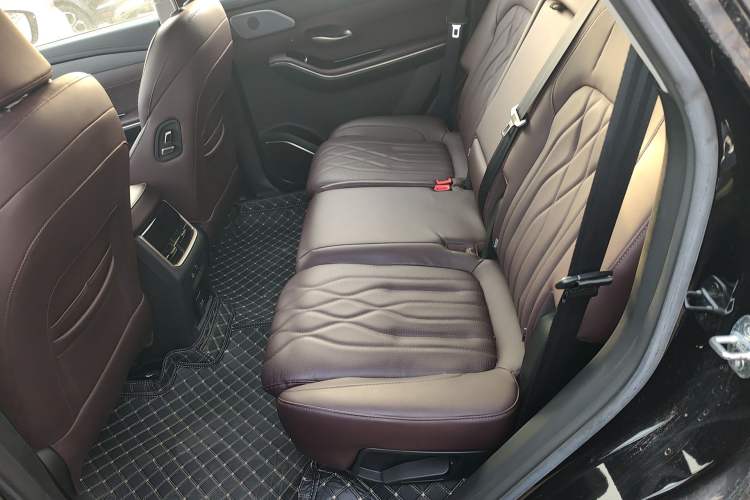 Used JETOUR X90 PRO 2024 2.0T DCT Luxury Edition 5 Seats Left Rear Seat