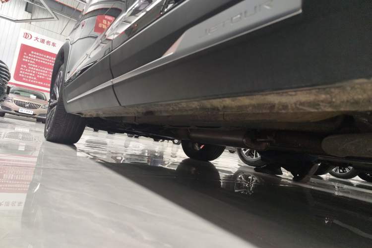 Used JETOUR X90 PRO 2024 2.0T DCT Ultimate Edition 5 Seats Left Side Sill