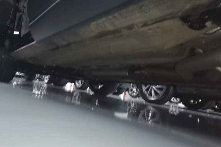 Used JETOUR X90 PRO 2024 2.0T DCT Prestige 7-Seater Left Side Sill