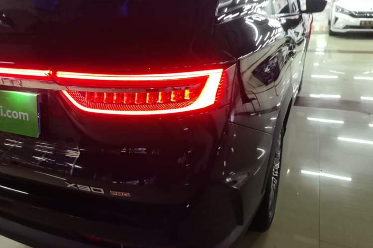 Used JETOUR X90 PRO 2024 1.6T DCT Luxury Edition 5 Seats Right Rear Taillight
