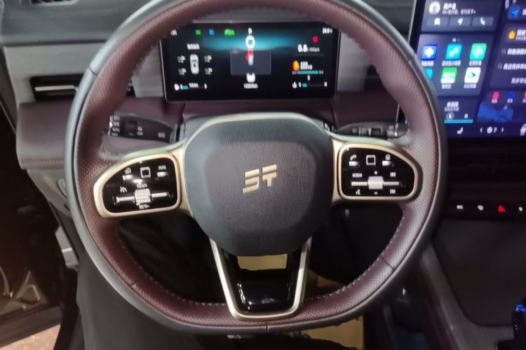 Used JETOUR X90 PRO 2024 1.6T DCT Luxury Edition 5 Seats Steering Wheel