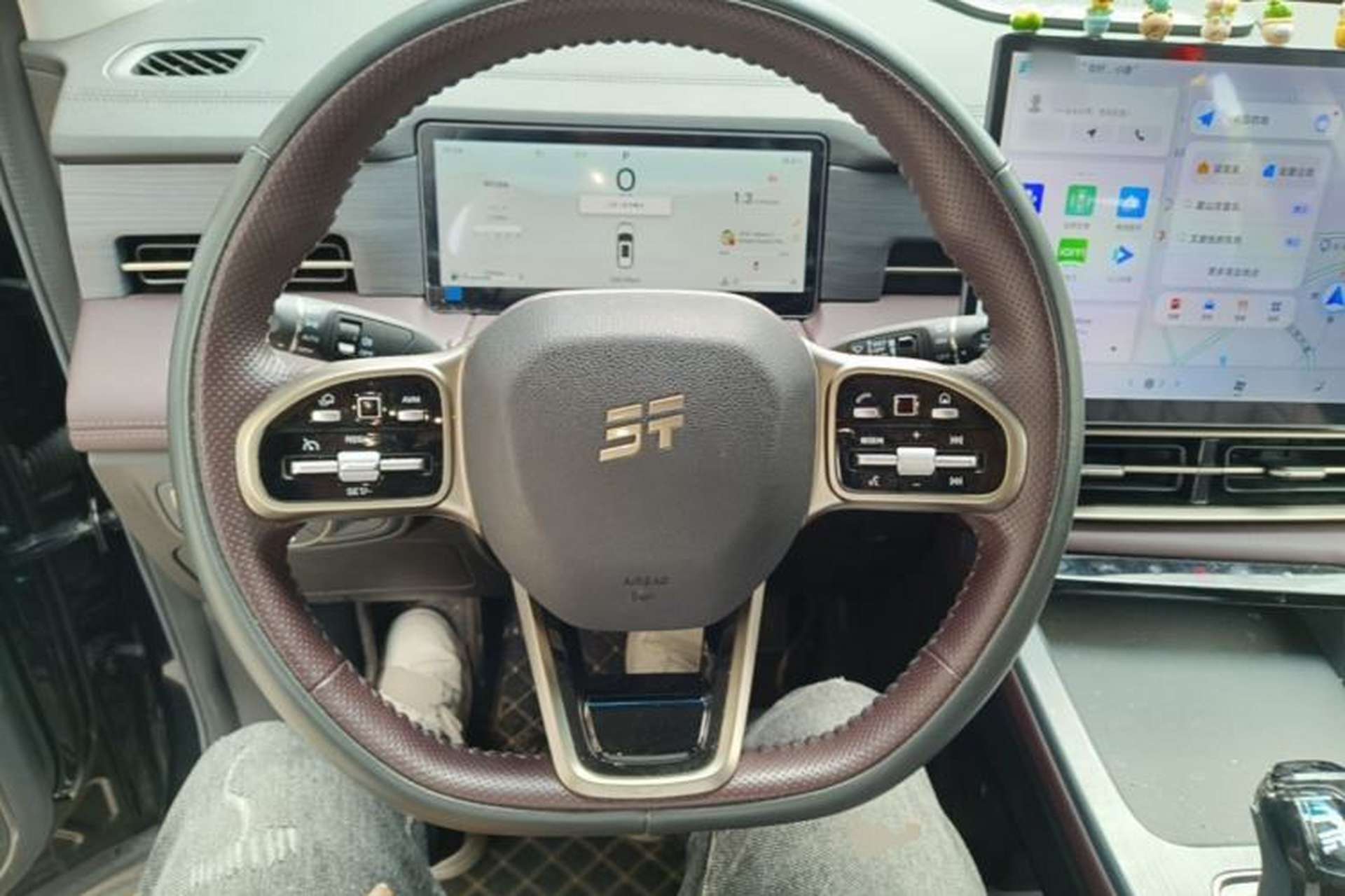 Used JETOUR X90 PRO 2024 1.6T DCT Elite Edition 5 Seats Steering Wheel