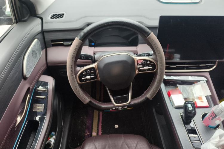 Used JETOUR X90 PRO 2024 2.0T DCT Luxury Edition 5 Seats Steering Wheel