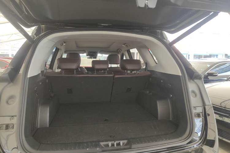 Used JETOUR X90 PRO 2024 2.0T DCT Luxury Edition 5 Seats Trunk